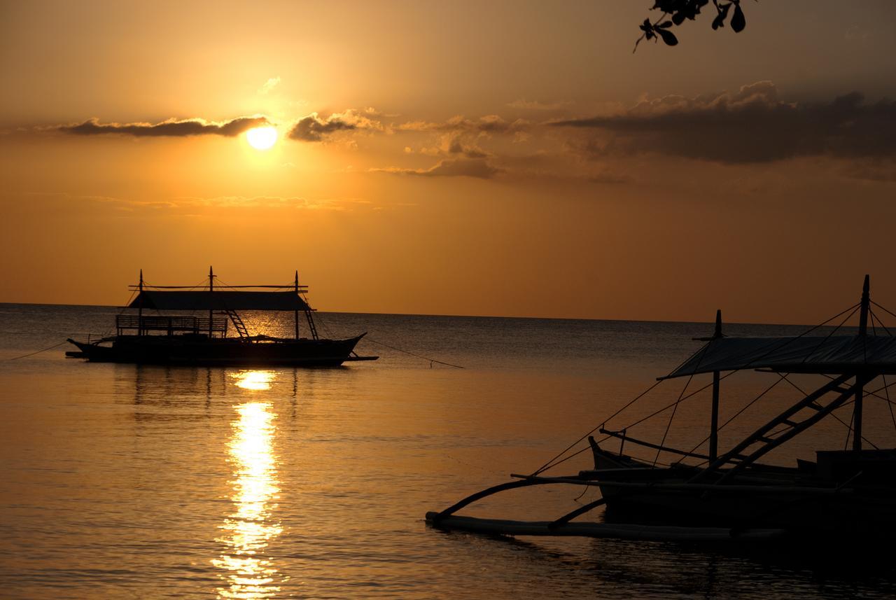 Easy Diving And Beach Resort Sipalay Esterno foto